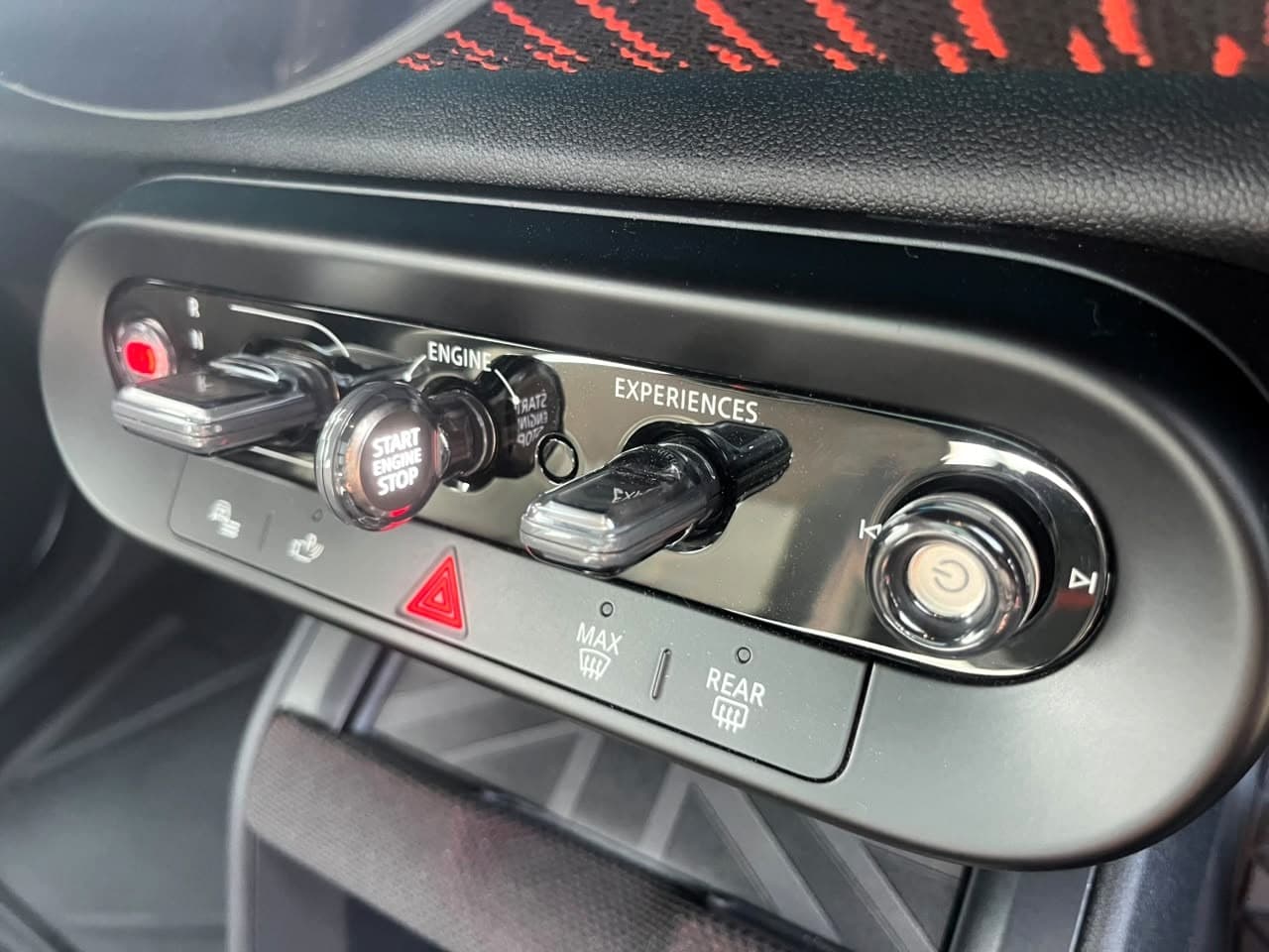 JCW COUNTRYMAN 4X4 2.0 - view 11