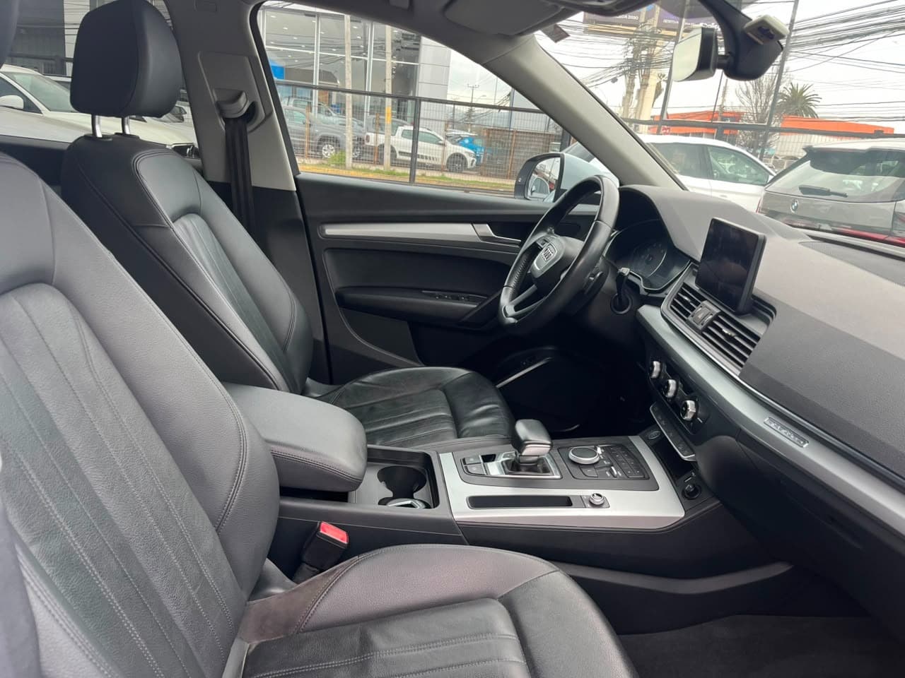 Q5 4X4 OTTO 2.0 AUT - view 10