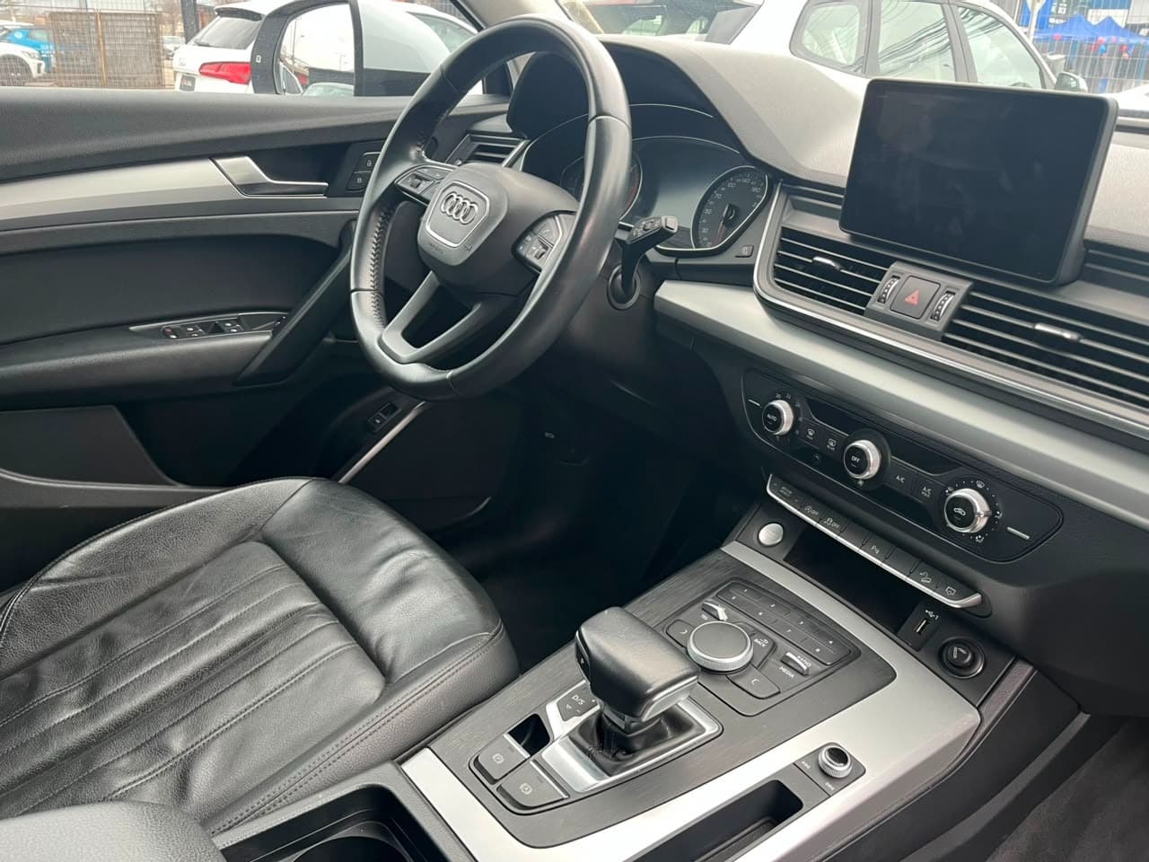 Q5 4X4 OTTO 2.0 AUT - view 11