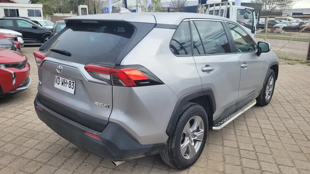 RAV4 4X2 2.0 FULL AUT. - view 4