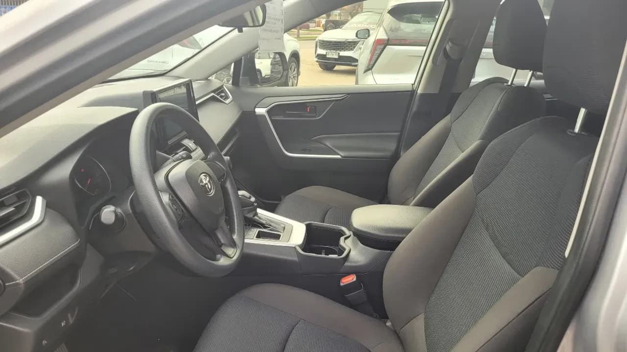 RAV4 4X2 2.0 FULL AUT. - view 12
