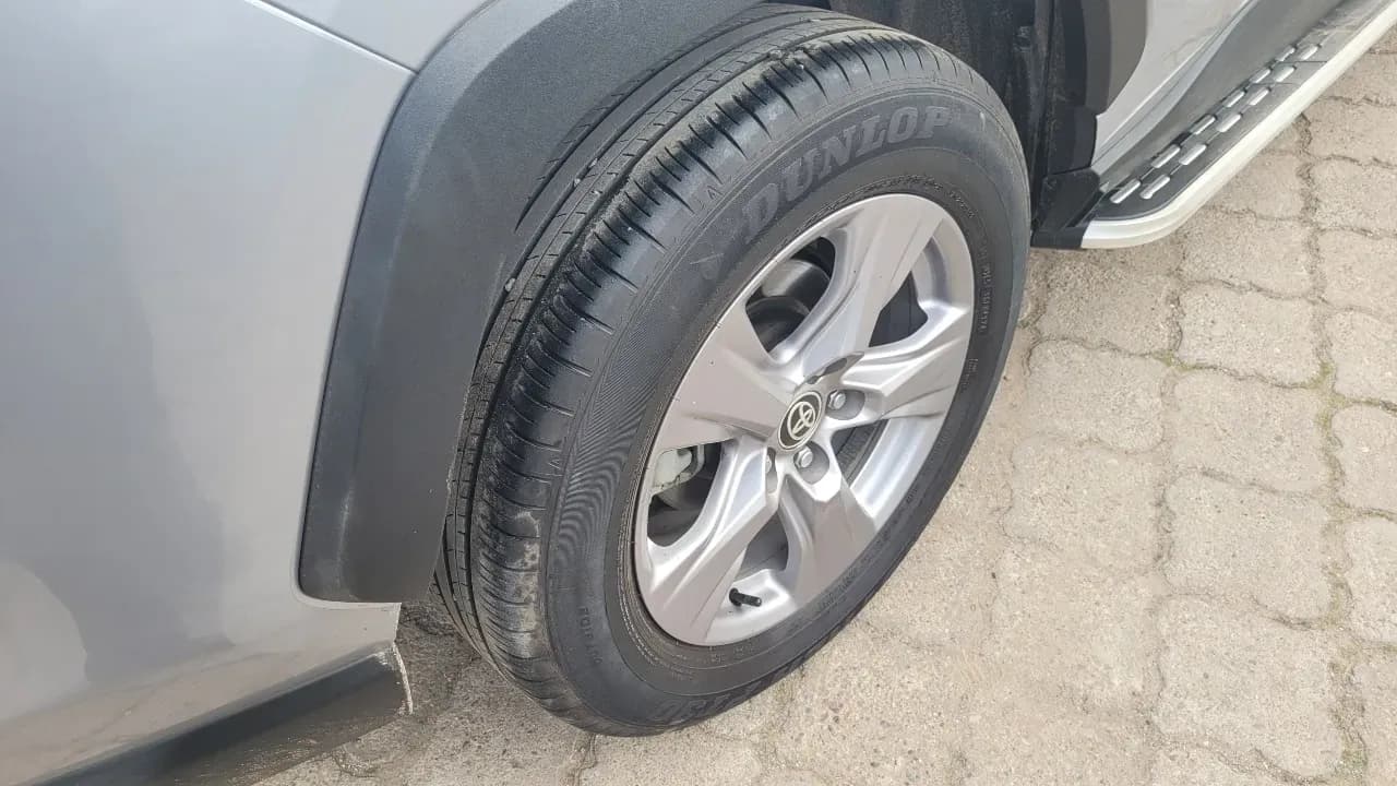 RAV4 4X2 2.0 FULL AUT. - view 14