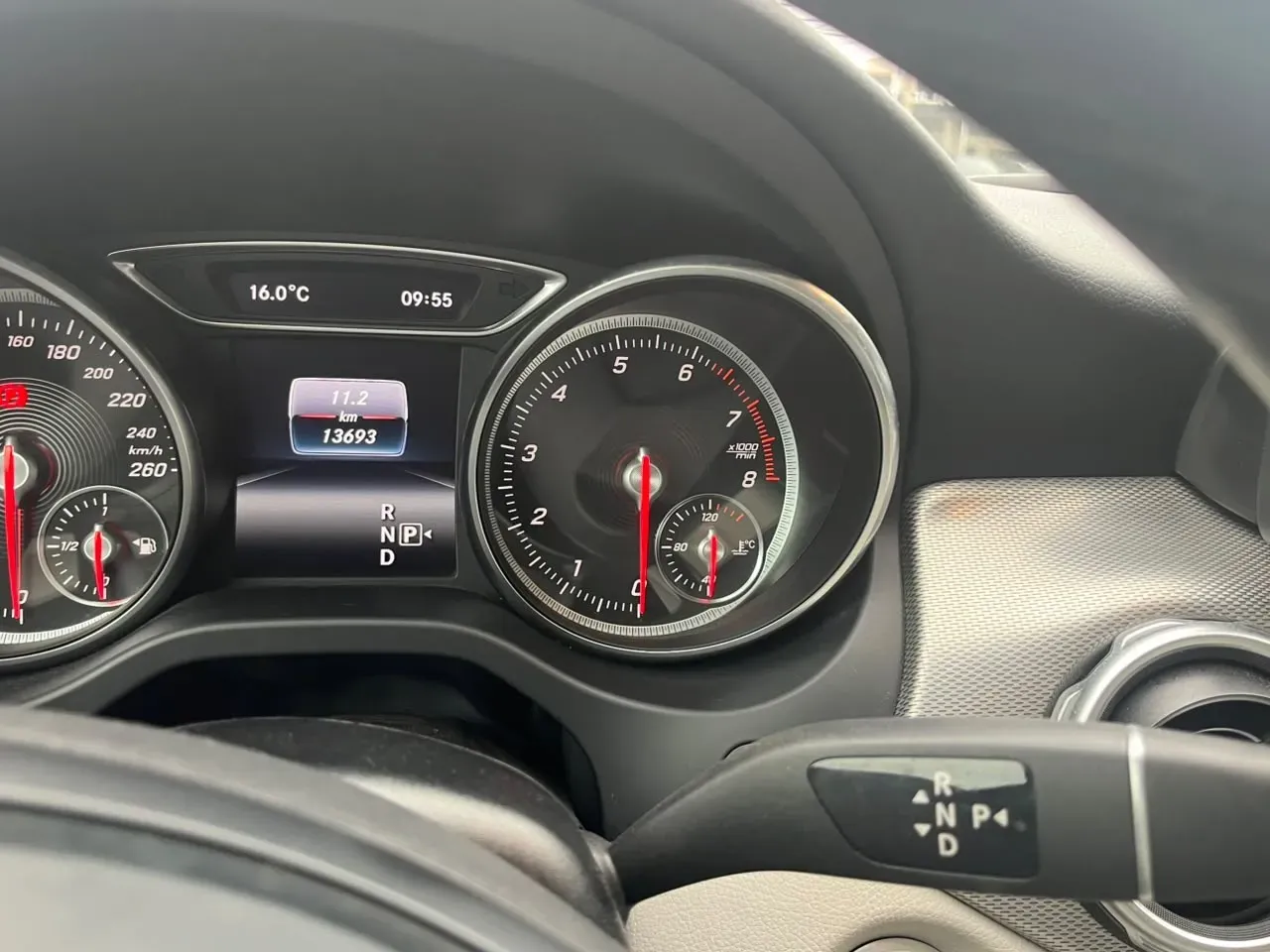 GLA 200 HB 1.6 TURBO - view 13