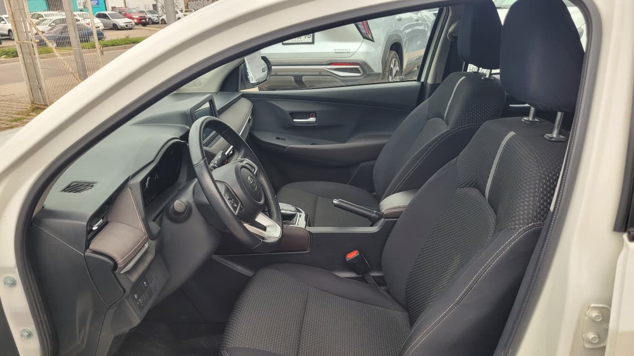 YARIS 1.5 FULL MEC. - view 9