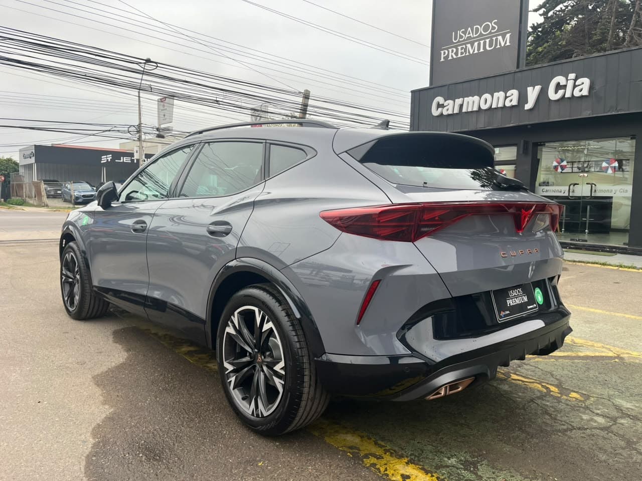 Formentor 1.5 TSI AT E-Hybrid - view 3