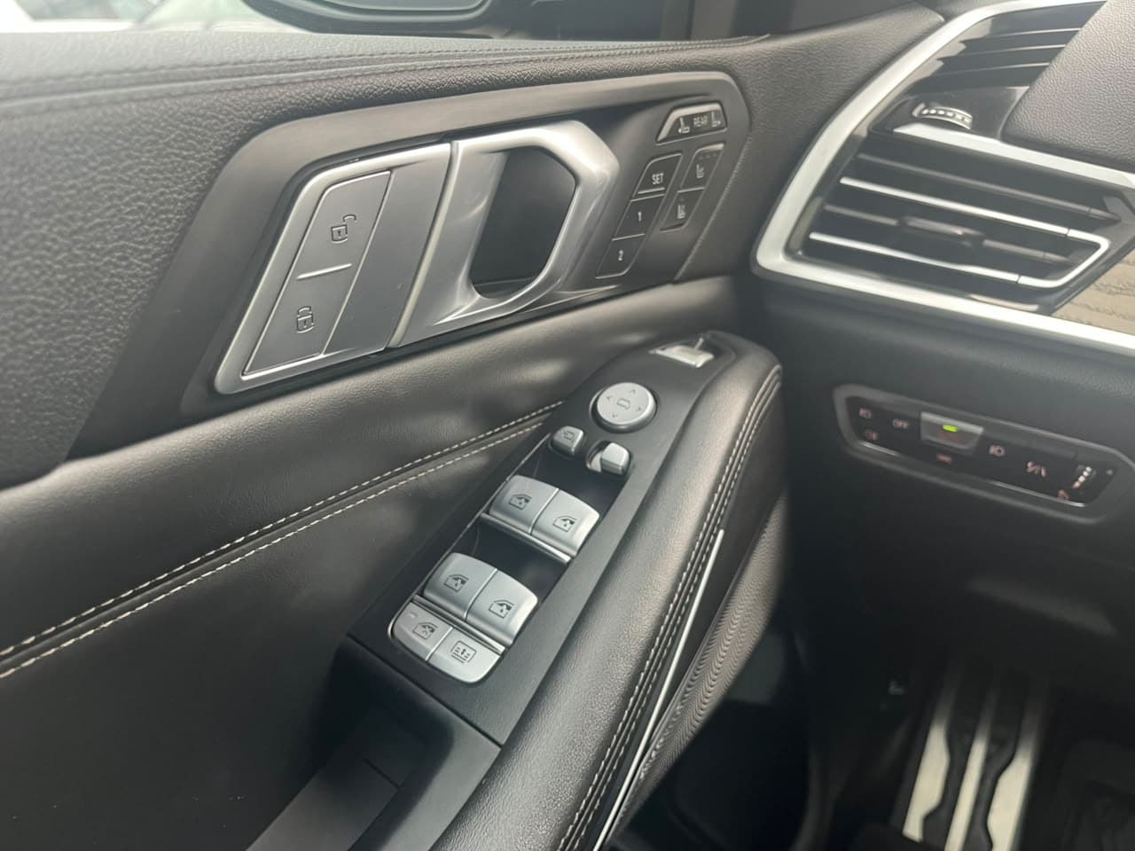 X7 M50I 4X4 4.4 AUT - view 12