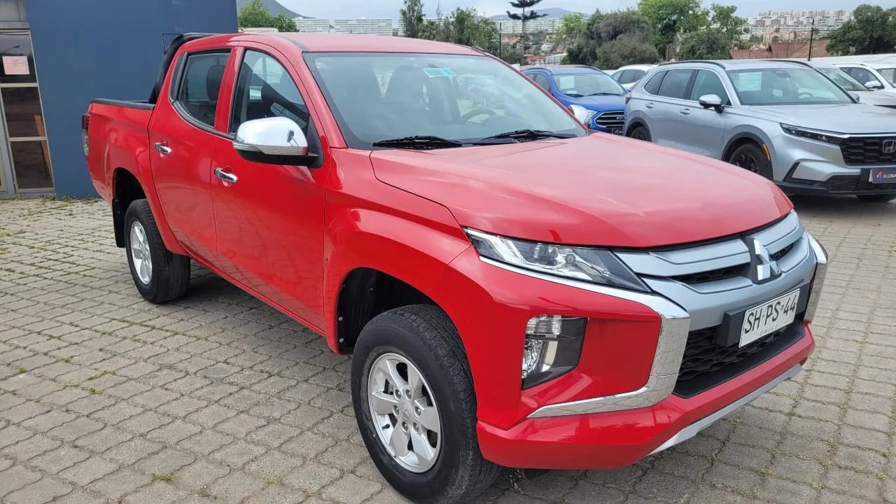 L200 KATANA CR 2.4 - view 3